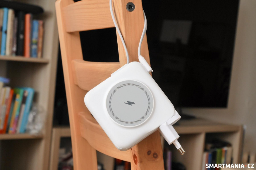 Epico Travel UltraPack 3v1 s 10000mAh baterií Epico Travel UltraPack 3v1 s 10000mAh baterií