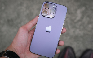 Chytrý telefon iPhone 14 Pro