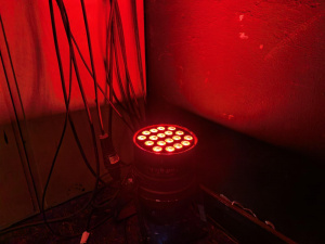 Hlavní fotoaparát (1×) Hlavní fotoaparát (1×)