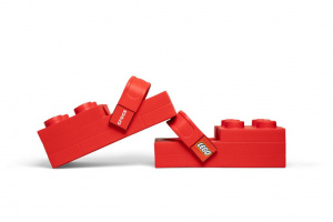 Boty Lego Crocs s názvem Brick Clog Boty Lego Crocs s názvem Brick Clog
