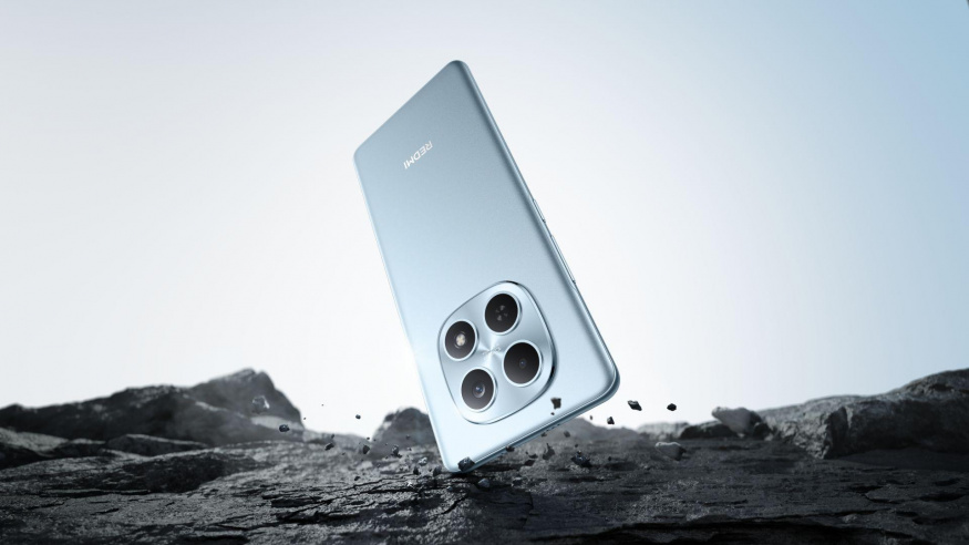 Redmi Note 15 při pádu Redmi Note 15 při pádu