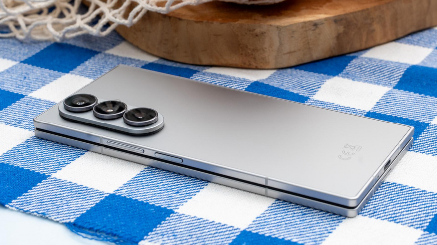 Samsung Galaxy Z Fold 7 Samsung Galaxy Z Fold 7