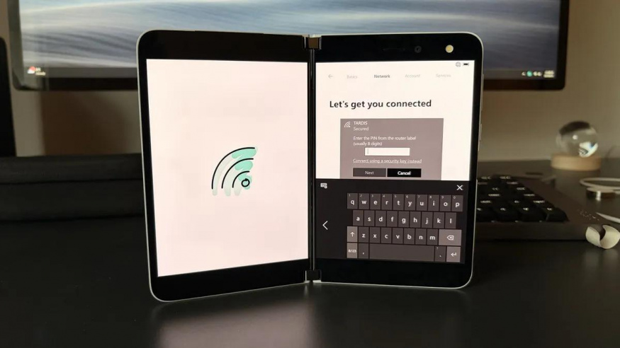 Andromeda OS na komunikátoru Surface Duo Andromeda OS na komunikátoru Surface Duo