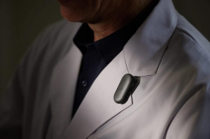 Nová generace Plaud NotePin s fyzickým tlačítkem