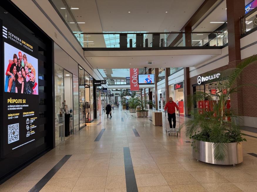 iPhone 17 Pro Max (1×) iPhone 17 Pro Max (1×)