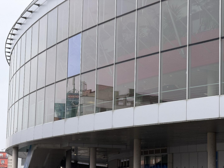 iPhone 17 Pro Max (4×) iPhone 17 Pro Max (4×)