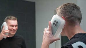 Extrémní test odolnosti: zmrazili jsme Redmi Note 15 Pro+ 5G