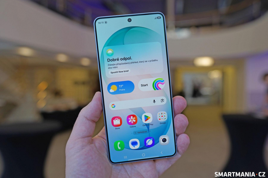 Samsung Galaxy S26 Ultra má chytrý displej, který umí skrýt citlivé údaje Samsung Galaxy S26 Ultra má chytrý displej, který umí skrýt citlivé údaje