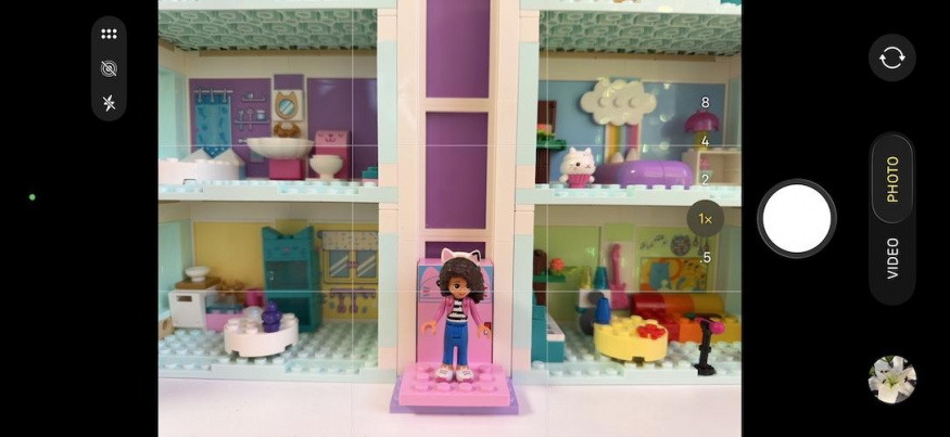 Prostředí fotoaparátu na iPhone 17 Pro Max Prostředí fotoaparátu na iPhone 17 Pro Max