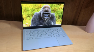 Asus ExpertBook Ultra recenze: firemní notebook, který konečně není nudný