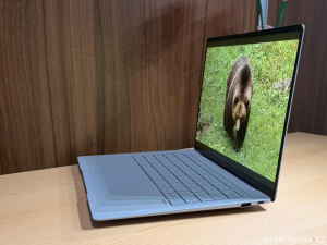 Asus Expertbook Ultra z boku Asus Expertbook Ultra z boku