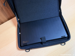 Asus Proart Gopro Edition Px13 uložený notebook v obalu Asus Proart Gopro Edition Px13 uložený notebook v obalu