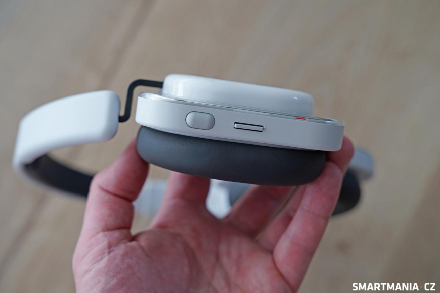 Nothing Headphone (a) Nothing Headphone (a)