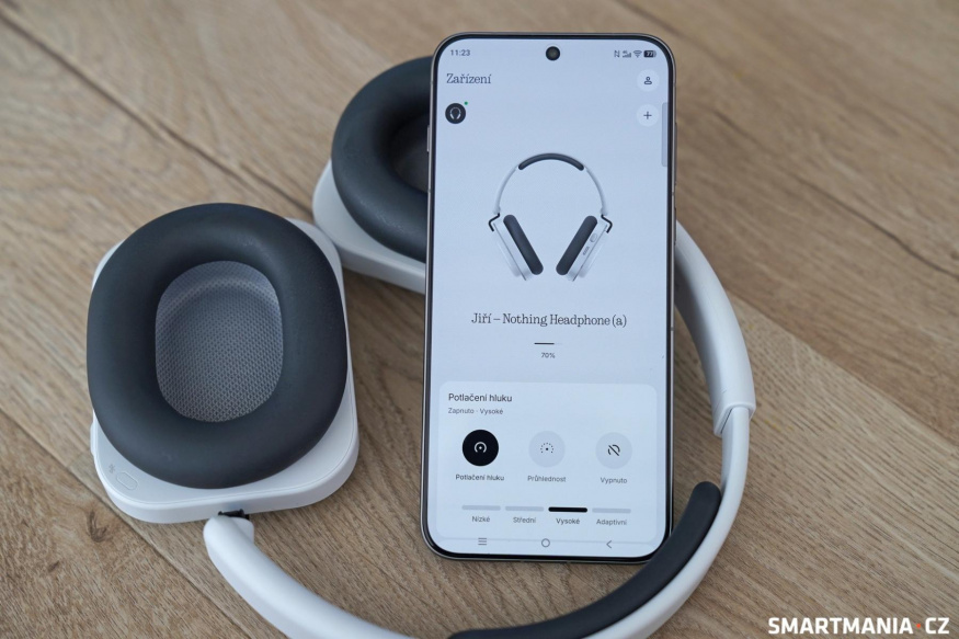 Nothing Headphone (a) Nothing Headphone (a)