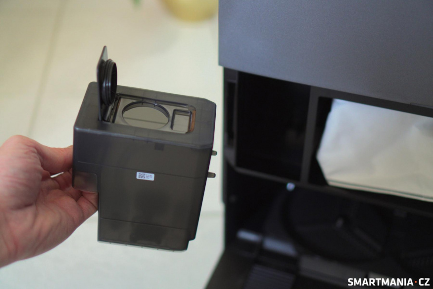 Nádržka na mycí saponát Nádržka na mycí saponát