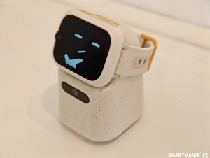 TCL Tbot: chytré dětské hodinky se stojánkem a AI TCL Tbot: chytré dětské hodinky se stojánkem a AI