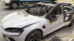 BYD Seal v plamenech BYD Seal v plamenech