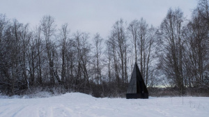 Futuristický jehlan Klumpen Futuristický jehlan Klumpen