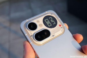 Glyph Matrix zásadní přínos nemá, ale jestli si rádi hrajete… Glyph Matrix zásadní přínos nemá, ale jestli si rádi hrajete…