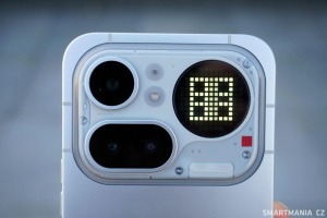 Můžete u deskovek házet klasickou kostkou, ale třepat mobilem má své kouzlo. Můžete u deskovek házet klasickou kostkou, ale třepat mobilem má své kouzlo.