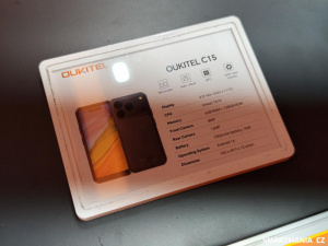 K nahlédnutí byl i maličký 4palcový fejk iPhonu 17 Pro K nahlédnutí byl i maličký 4palcový fejk iPhonu 17 Pro