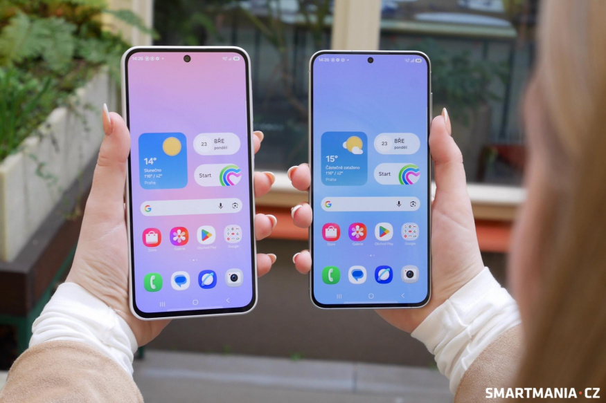 Vlevo Galaxy A37, vpravo Galaxy A57 Vlevo Galaxy A37, vpravo Galaxy A57