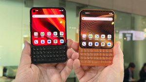 Unihertz Titan 2 Elite v ruce