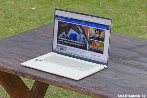 Počítač Asus Zenbook A16