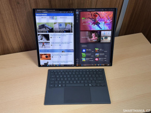 Asus Zenbook Duo v režimu na šířku