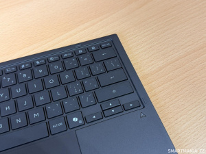 Detail klávesnice notebooku Asus Zenbook Duo