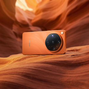 Oppo Find X9 Ultra v oranžové barvě