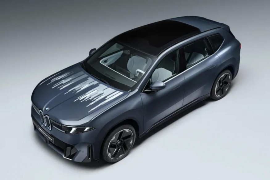 BMW iX3 Flow Edition se speciální kapotou BMW iX3 Flow Edition se speciální kapotou