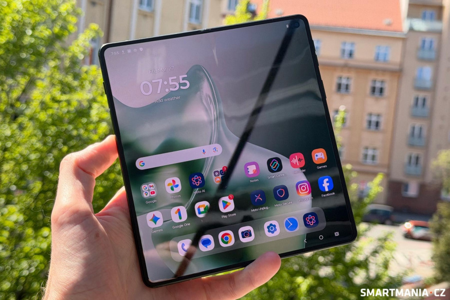 Vnitřní displej Motoroly Razr Fold Vnitřní displej Motoroly Razr Fold