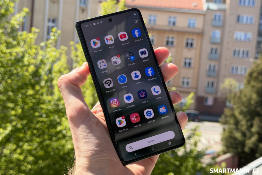 Vnější displej Motoroly Razr Fold Vnější displej Motoroly Razr Fold