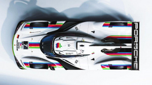 Závodní Porsche v barvách technologického giganta Apple Závodní Porsche v barvách technologického giganta Apple