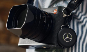 Lokalizační štítek Chipolo s logem automobilky Mercedes-Benz Lokalizační štítek Chipolo s logem automobilky Mercedes-Benz