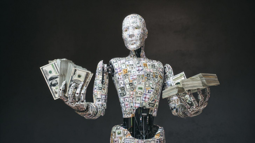 Robot v obležení velkého finančního obnosu (ilustrační obrázek) Robot v obležení velkého finančního obnosu (ilustrační obrázek)