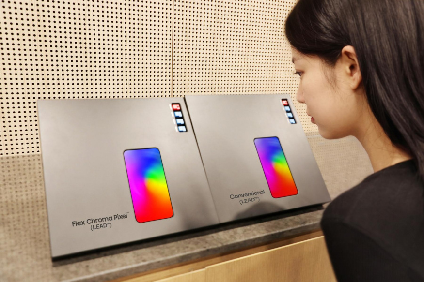 Samsung ukázal nové displeje Samsung ukázal nové displeje