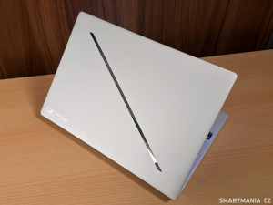 Světelný prvek můžete u Asus Rog Zephyrus G16 2026 různě měnit
