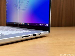 U notebooku Asus Rog Zephyrus G16 2026 nechybí čtečka SD karet
