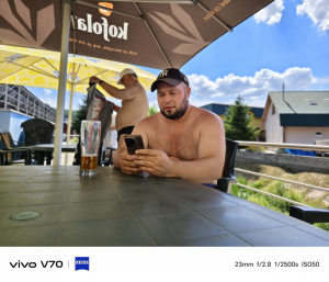 Hlavní fotoaparát