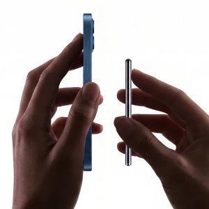 Díky tloušťce 6,9 milimetru je ideální pro iPhone Air nebo telefony Pixel Díky tloušťce 6,9 milimetru je ideální pro iPhone Air nebo telefony Pixel