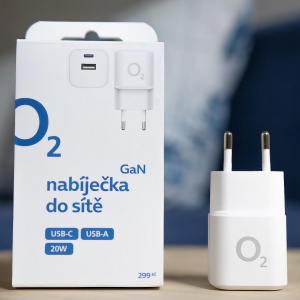 Miniaturní adaptér s výkonem 20 W Miniaturní adaptér s výkonem 20 W