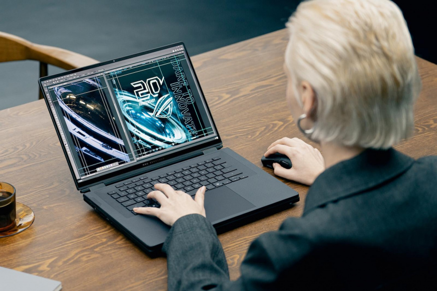 Asus ROG Zephyrus Duo GX651 Asus ROG Zephyrus Duo GX651
