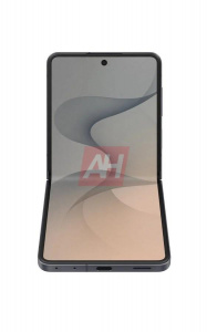 Galaxy Z Flip 8 v tmavě šedé barvě