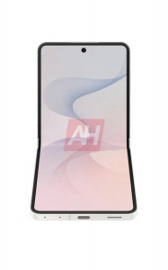 Galaxy Z Flip 8 v bílé barvě