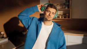 Martin Garrix se sluchátky řady JBL Live Martin Garrix se sluchátky řady JBL Live