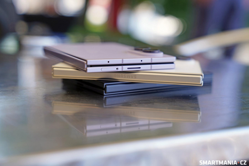 Samsung Galaxy Fold 8 10 Samsung Galaxy Fold 8 10