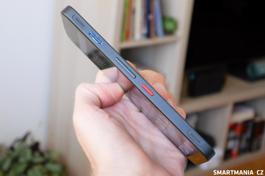 Herní telefon Nubia Neo 5 GT Herní telefon Nubia Neo 5 GT