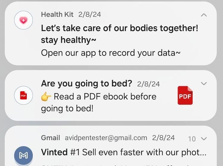 V jedné liště se míchá servis a reklama Tři rozdílné notifikace ve výpisu Androidu